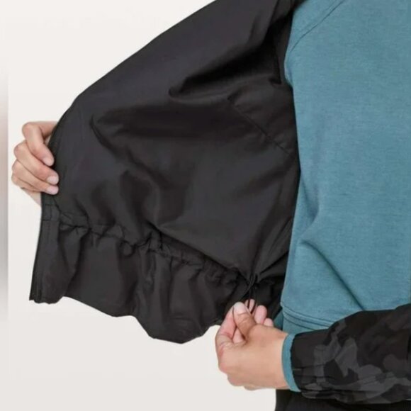 Lululemon Pack It Up Hood Water Repellent Jacket Incognito Camo | Women's Size 6 - Picture 11 of 13